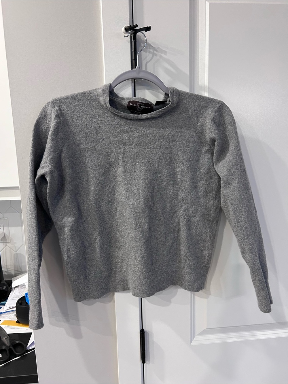 Black Brown 1826 Merino Wool Heather Gray Crewneck Sweater Classic Minimalist